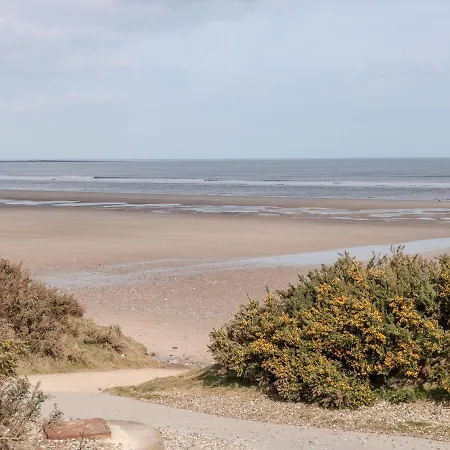 The Beach Retreat *